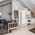 4 Star Holiday Home In Blavand בית נופש