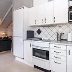 4 Star Holiday Home In Blavand * בלבאנד