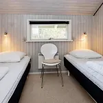 4 Star Holiday Home In Blavand בית נופש